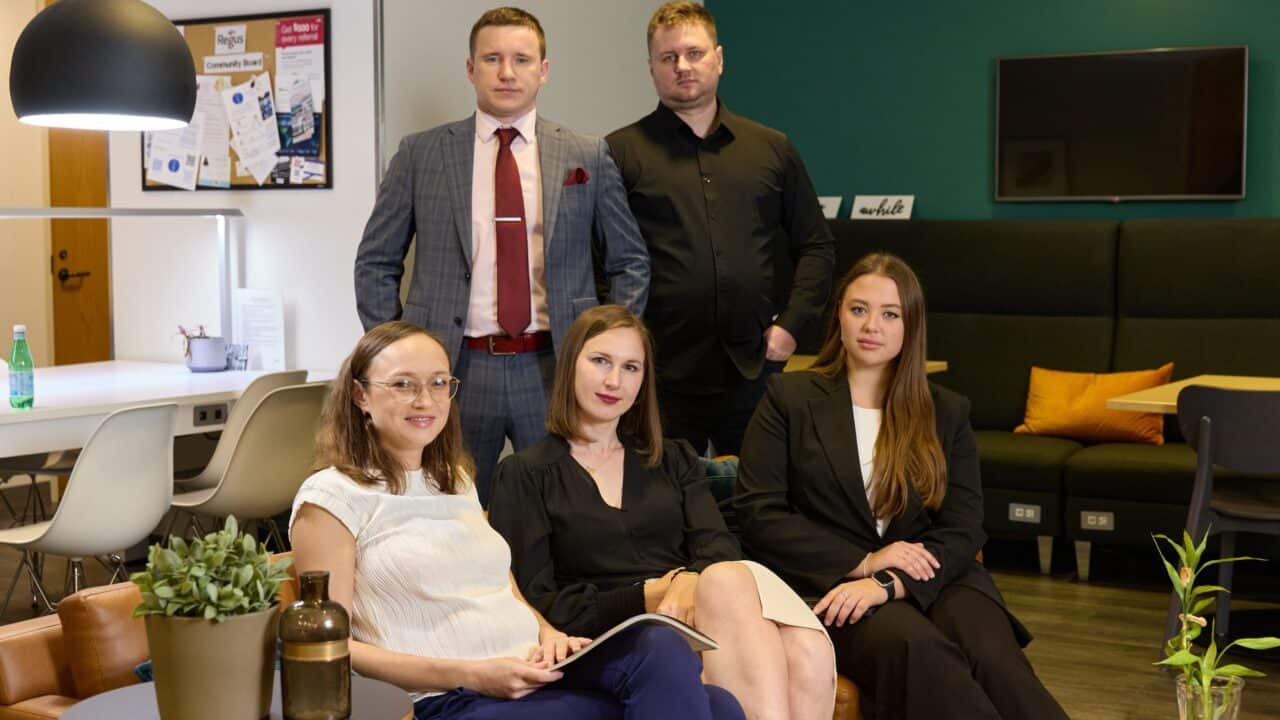 Как избежать депортации: Стратегии и правовая защита иностранных граждан в США.