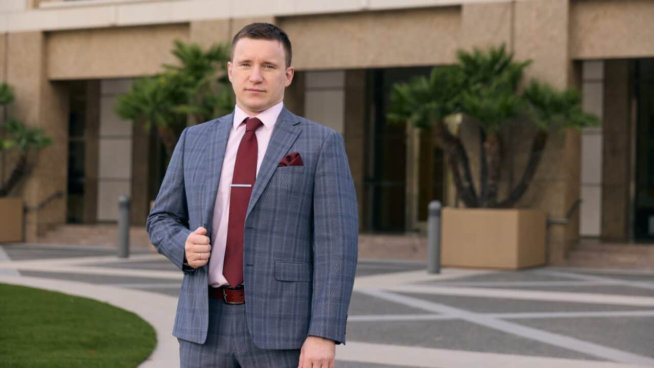 Як пройти процедуру отримання дозволу на тимчасове проживання: Покроковий посібник для іммігрантів, які працюють за наймом