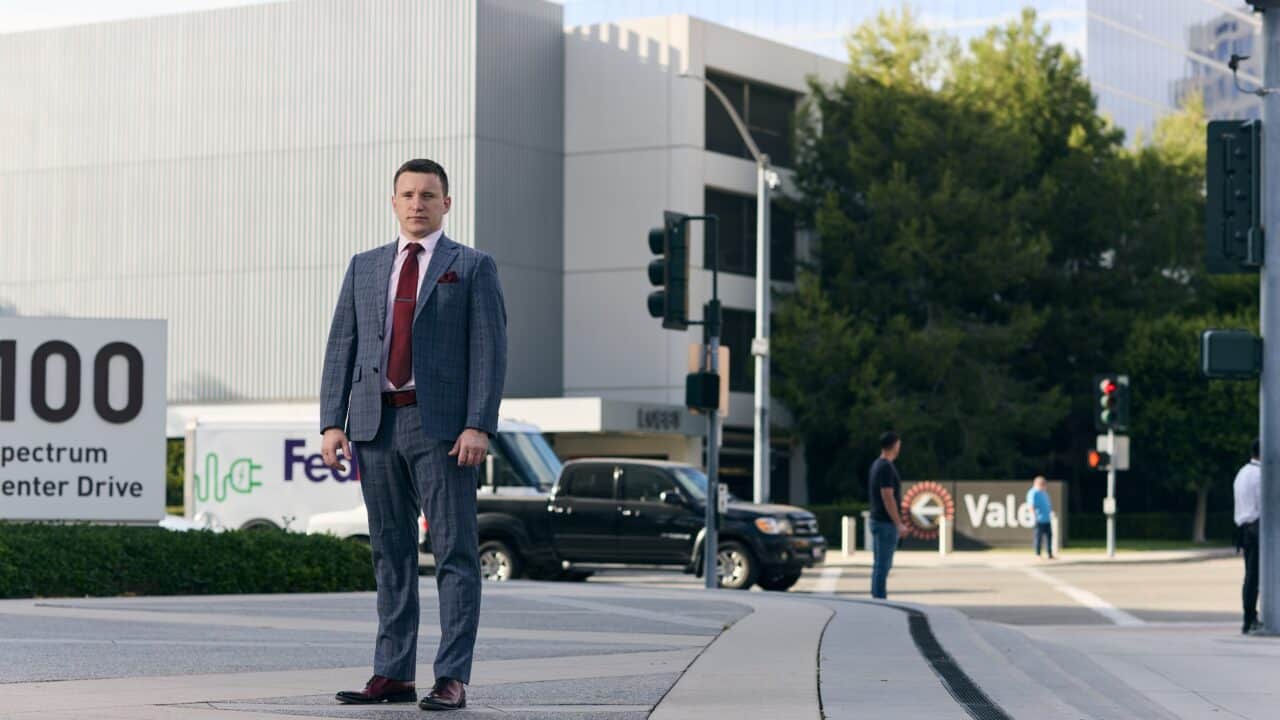 Витрати, пов’язані з подачею різних форм для отримання віз на основі працевлаштування та коригуванням статусу