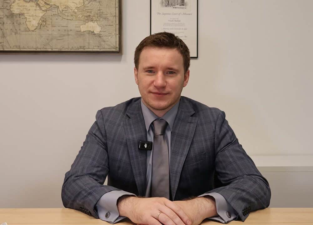 EB-2 NIW vs. O-1: Which path should talented professionals choose in 2025?