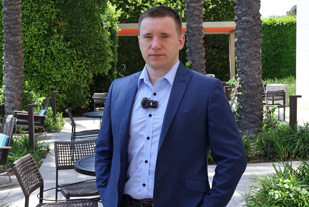 EB-2 NIW для data scientists та ML-інженерів: приклади внесків та план впливу