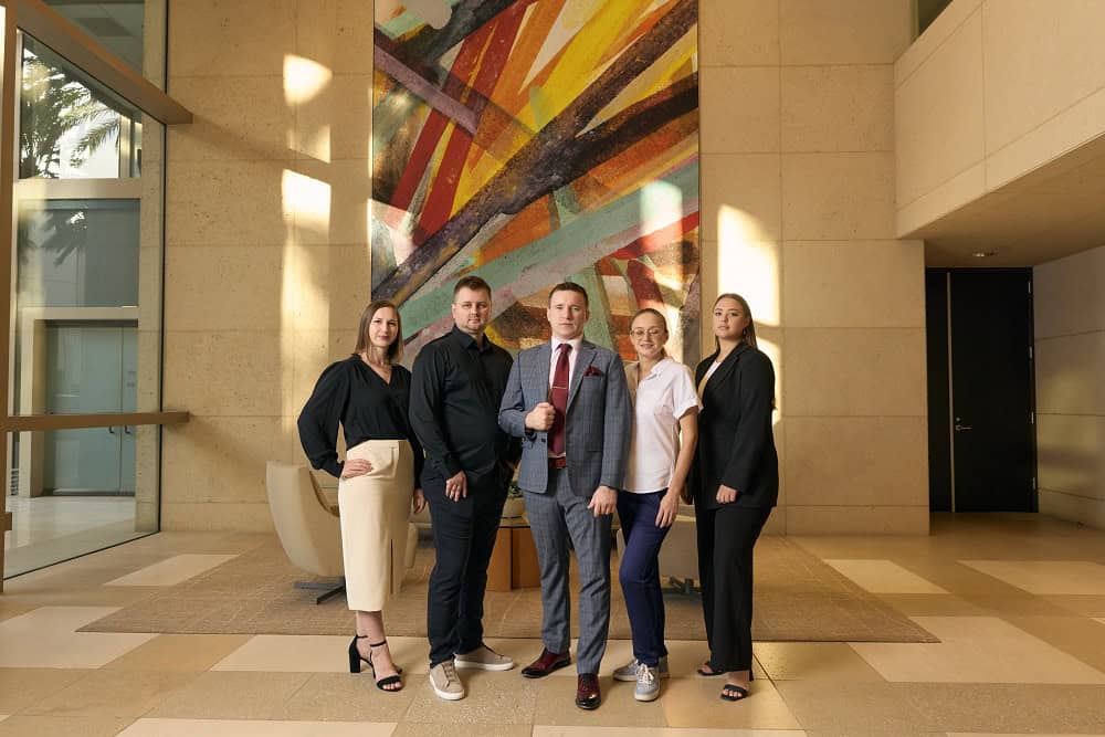 Bridge for Founders: EB-2 NIW + O-1A for Startups in 2026: How to Build the Link in 6–12 Months